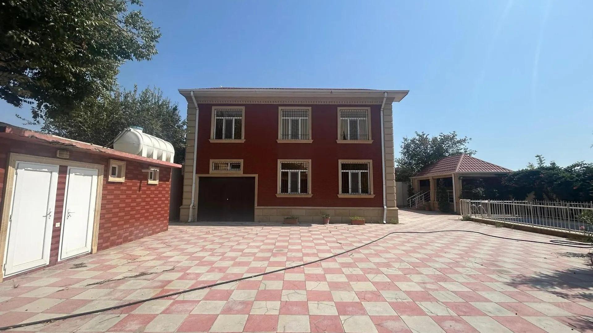 The Cat'S Estate Villa Baku Azerbaijan